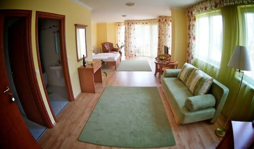 Hotel Jrja Hajdszoboszl - Karcsony