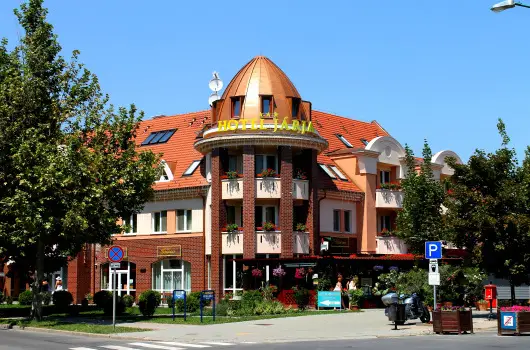 Hotel Jrja - Karcsony