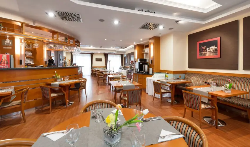 Hotel Klvria Gyr - Karcsony 