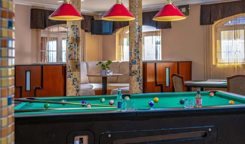 Hotel Kiss Tata - Karcsony