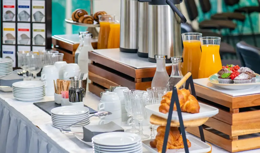 Hotel Kiss Tata - Karcsony