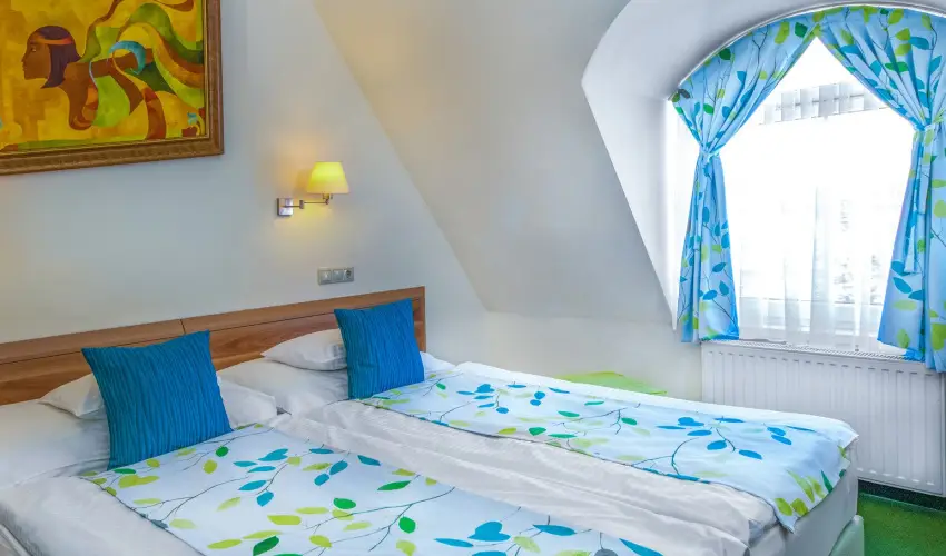 Hotel Kiss Tata - Karcsony