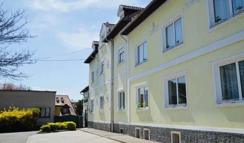 Hotel Korona Wellness, Rendezvény & Borhotel Eger Eger - Karácsony (min. 2 éj)