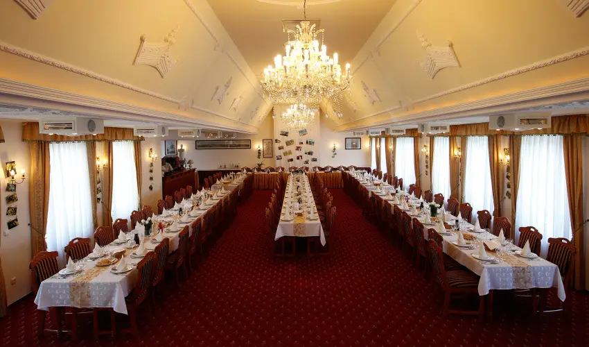 Hotel Korona Wellness, Rendezvény & Borhotel Eger Eger - Karácsony (min. 2 éj)