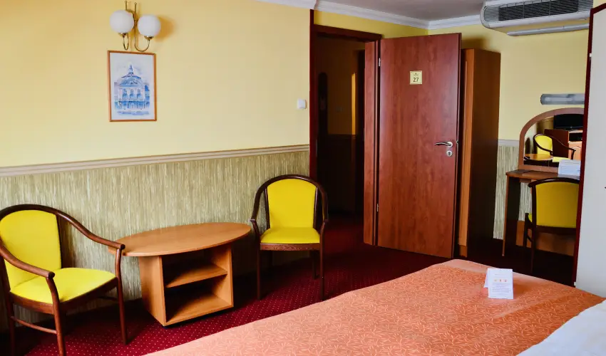 Hotel Korona Wellness, Rendezvény & Borhotel Eger Eger - Karácsony (min. 2 éj)