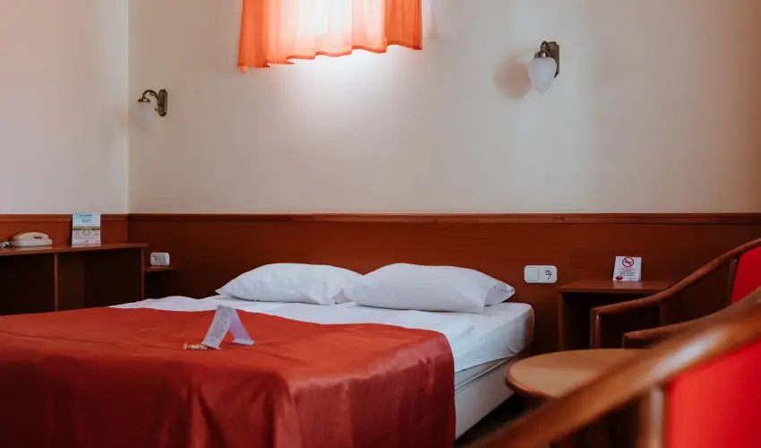 Hotel Korona Wellness, Rendezvény & Borhotel Eger Eger - Karácsony (min. 2 éj)