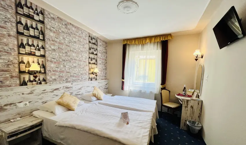 Hotel Korona Wellness, Rendezvény & Borhotel Eger Eger - Karácsony (min. 2 éj)