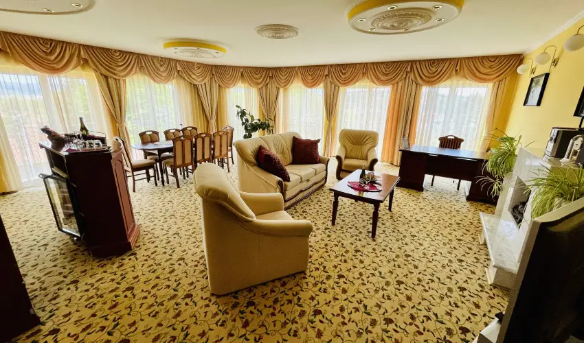 Hotel Korona Wellness, Rendezvény & Borhotel Eger Eger - Karácsony (min. 2 éj)