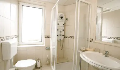 Hotel Korona Wellness, Rendezvny & Borhotel Eger Eger