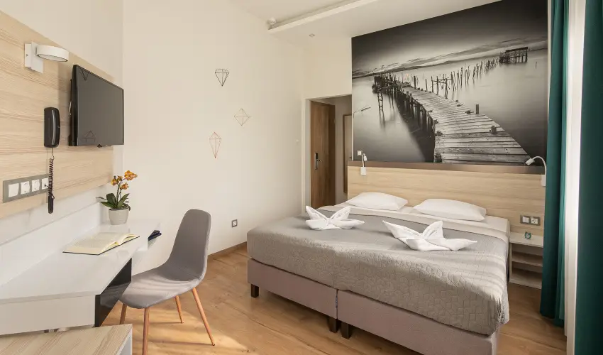 Kristly Hotel Keszthely - Karcsony