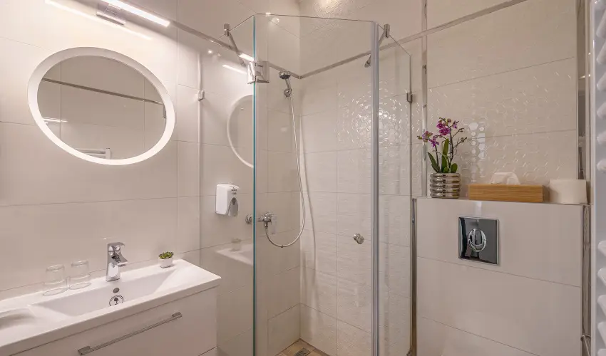 Kristly Hotel Keszthely - Karcsony