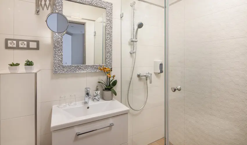 Kristly Hotel Keszthely - Karcsony