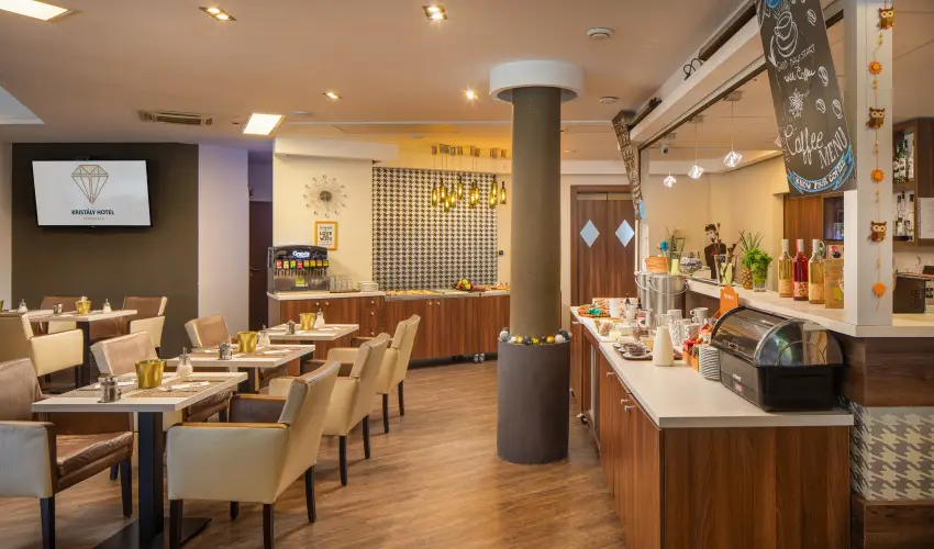 Kristly Hotel Keszthely - Karcsony