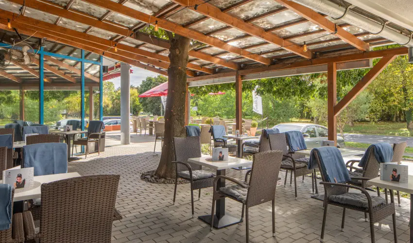 Kristly Hotel Keszthely - Karcsony