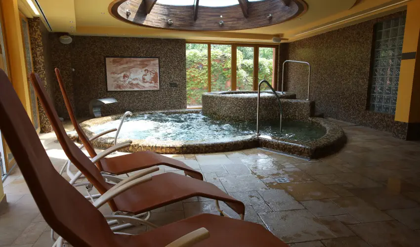 Hotel Laroba Alsrs - Karcsony - teljes elrefizetssel (min. 2 j)