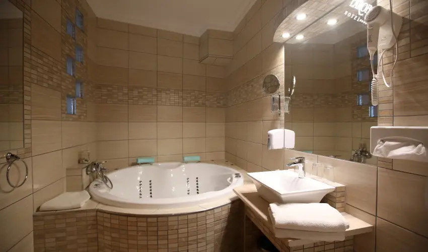 Hotel Laroba Alsrs - Karcsony - teljes elrefizetssel (min. 2 j)