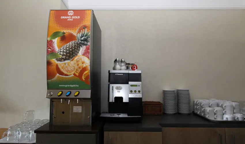 Hotel Laroba Alsrs - Karcsony - teljes elrefizetssel (min. 2 j)