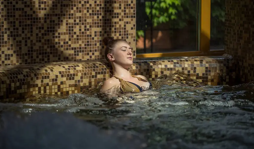 Hotel Laroba Alsrs - Karcsony - teljes elrefizetssel (min. 2 j)