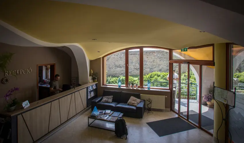 Sndor Hotel Pcs - Meghitt Karcsony