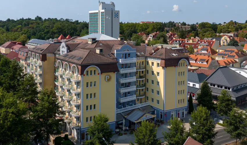 Palace Hotel  Hvz - Karcsony a Palace-ban (min. 2 j)