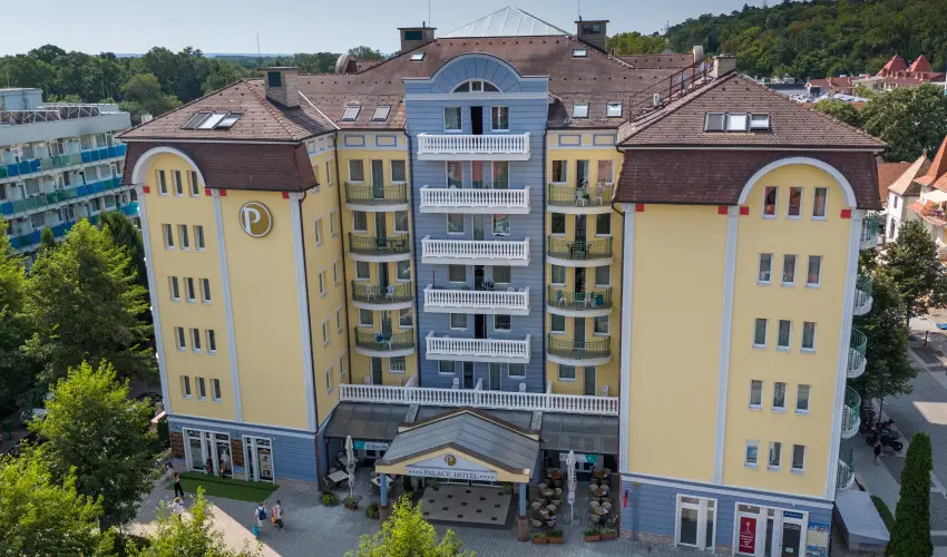 Palace Hotel  Hvz - Karcsony a Palace-ban (min. 2 j)