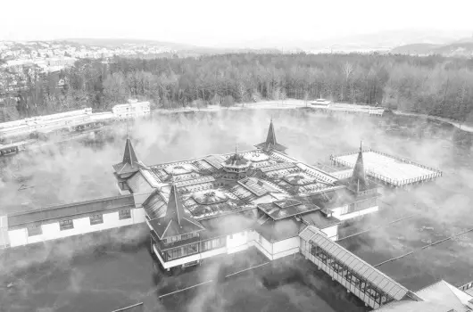 Hunguest Hotel Panorma - Karcsony (min. 3 j)