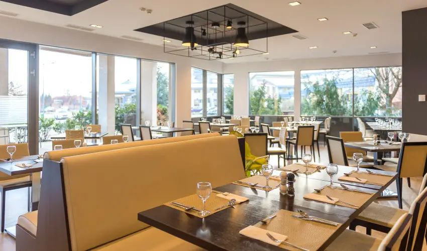 Park Inn by Radisson Srvr Resort & Spa Srvr - Karcsony                                                                                                                                                                                                                                     