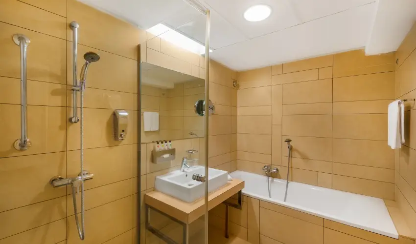 Park Inn by Radisson Srvr Resort & Spa Srvr - Karcsony                                                                                                                                                                                                                                     