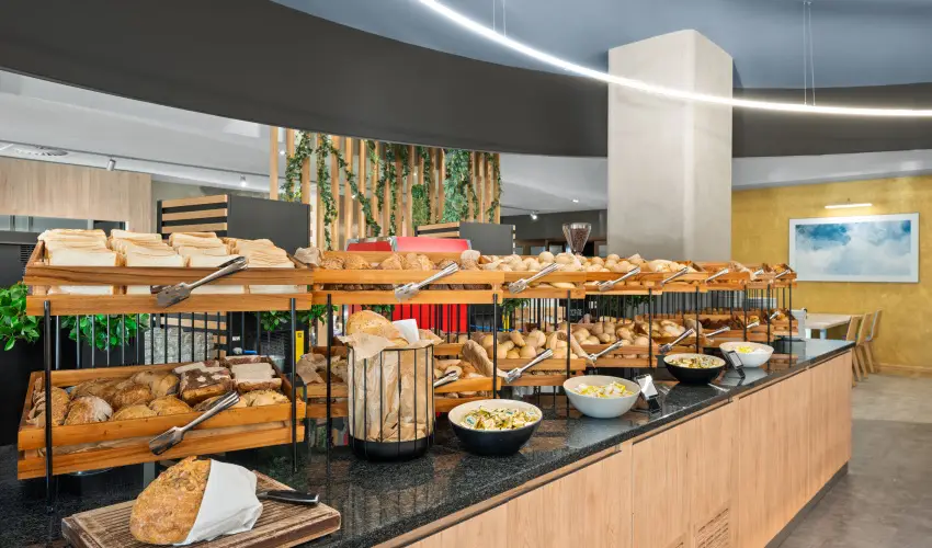 Park Inn by Radisson S�rv�r Resort & Spa S�rv�r - Kar�csony (min. 3 �j)