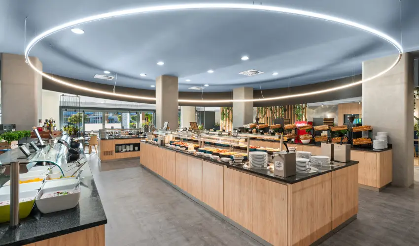 Park Inn by Radisson S�rv�r Resort & Spa S�rv�r - Kar�csony (min. 3 �j)