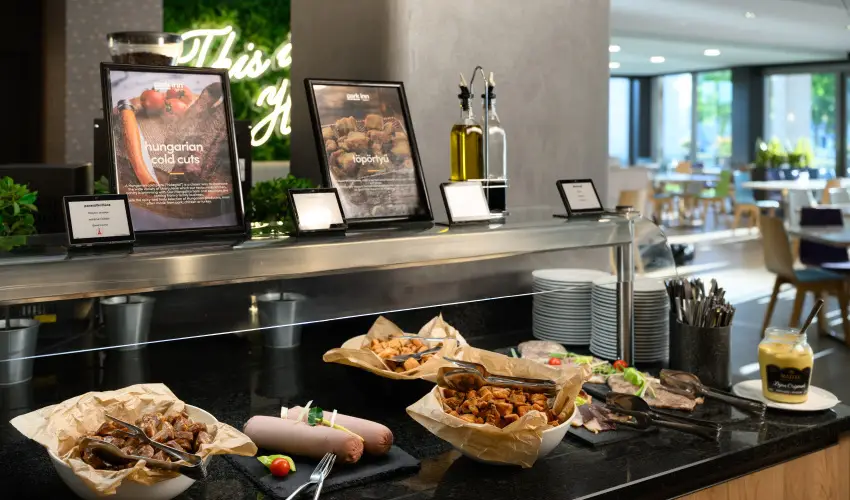 Park Inn by Radisson S�rv�r Resort & Spa S�rv�r - Kar�csony (min. 3 �j)