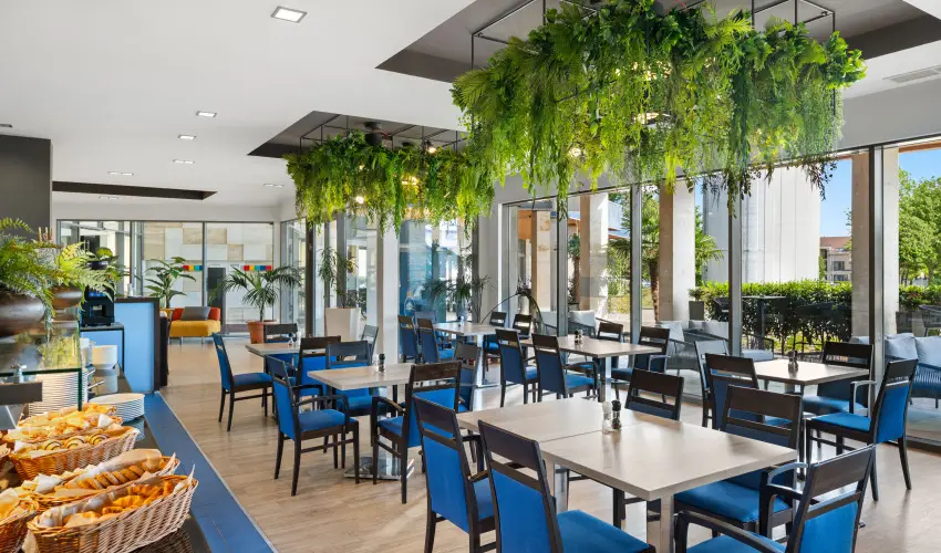 Park Inn by Radisson S�rv�r Resort & Spa S�rv�r - Kar�csony (min. 3 �j)