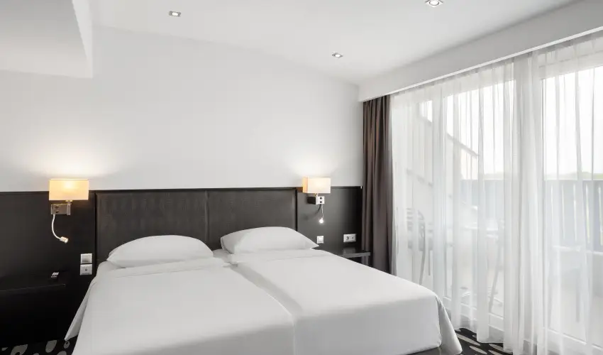 Park Inn by Radisson S�rv�r Resort & Spa S�rv�r - Kar�csony (min. 3 �j)