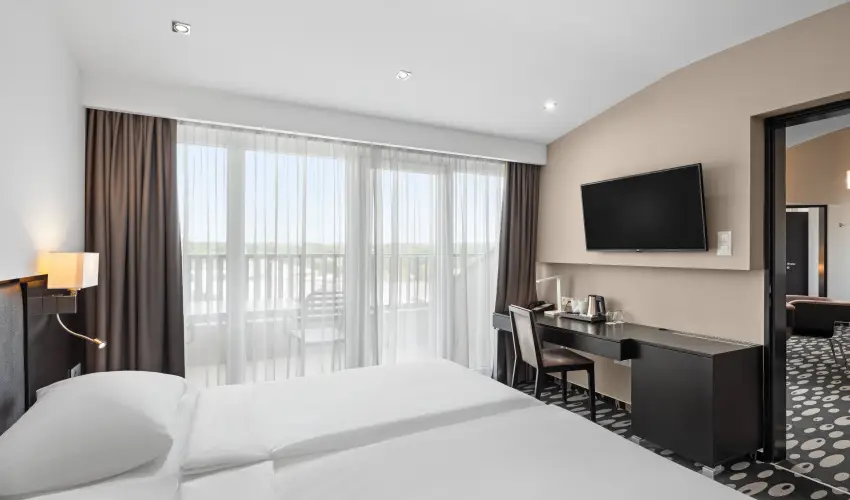 Park Inn by Radisson S�rv�r Resort & Spa S�rv�r - Kar�csony (min. 3 �j)