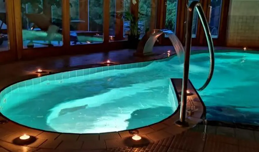 Hotel Piroska Bk, Bkfrd - PirosKarcsony