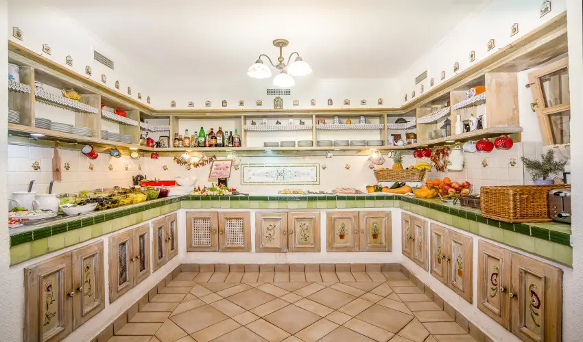 Hotel Piroska Bk, Bkfrd - PirosKarcsony