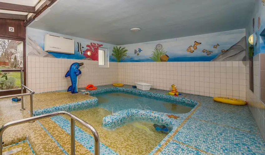 Hotel Piroska Bk, Bkfrd - PirosKarcsony