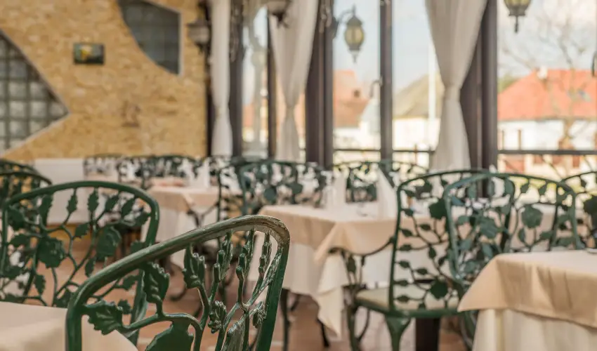 Hotel Piroska Bk, Bkfrd - PirosKarcsony