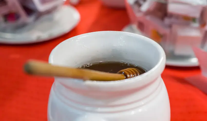 Hotel Piroska Bk, Bkfrd - PirosKarcsony