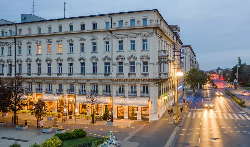 Danubius Hotel Rába Győr - Karácsony - teljes előrefizetéssel