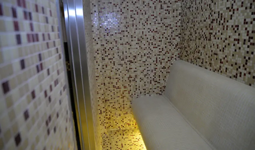 Rvsz Hotel, tterem & Rosa Spa Gyr - Karcsony 