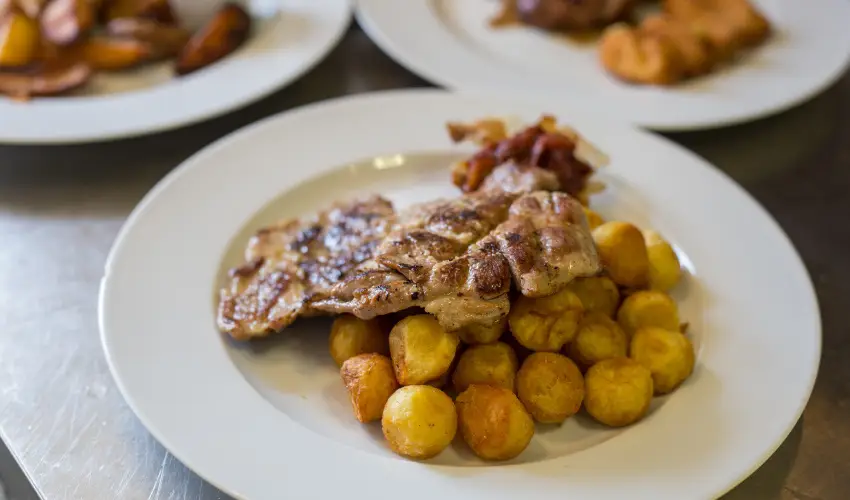 Rvsz Hotel, tterem & Rosa Spa Gyr - Karcsony 