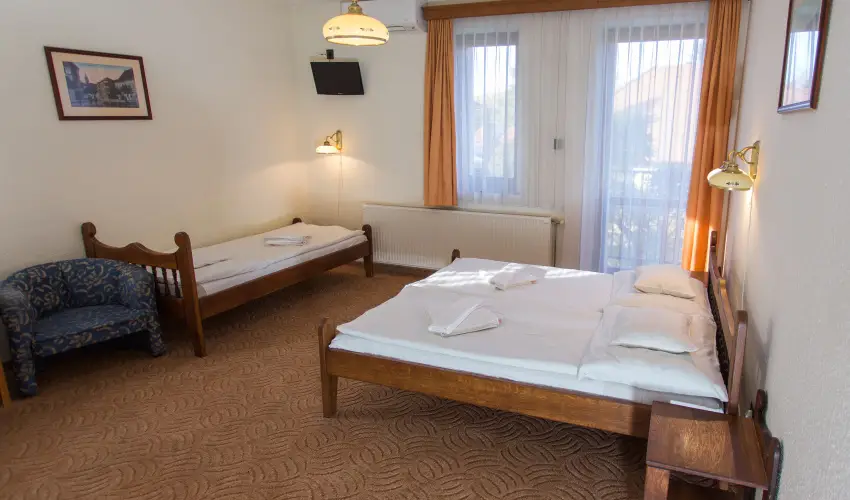 Rvsz Hotel, tterem & Rosa Spa Gyr - Karcsony 