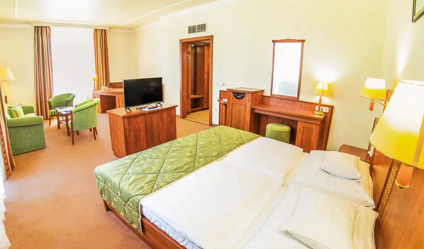 Silver Hotel Hajdszoboszl - Karcsony - specilis elrefizetssel (min. 3 j)