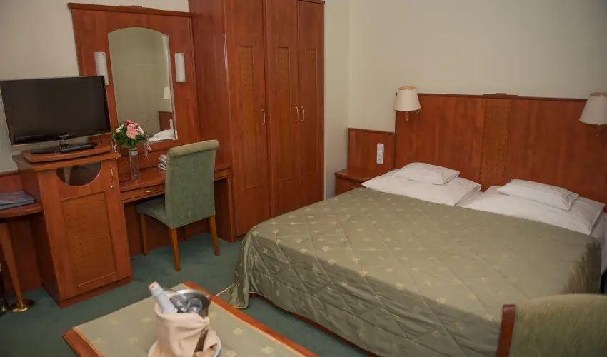 Silver Hotel Hajdszoboszl - Karcsony - specilis elrefizetssel (min. 3 j)