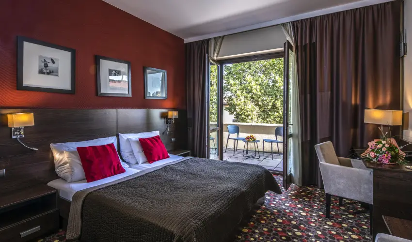 Hotel Stci Wellness & Konferencia Vecss - Karcsony (min. 2 j)