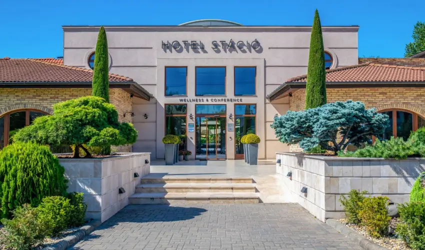 Hotel St�ci� Wellness & Konferencia Vecs�s - St�ci� Kar�csony (min. 2 �j)