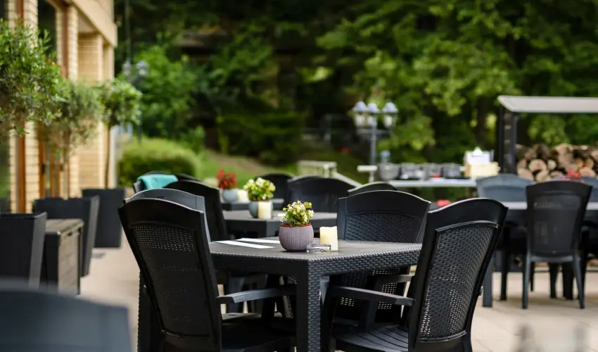 The Hotel Unforgettable - Hotel Tiliana by Homoky Hotels Budapest - Karcsony