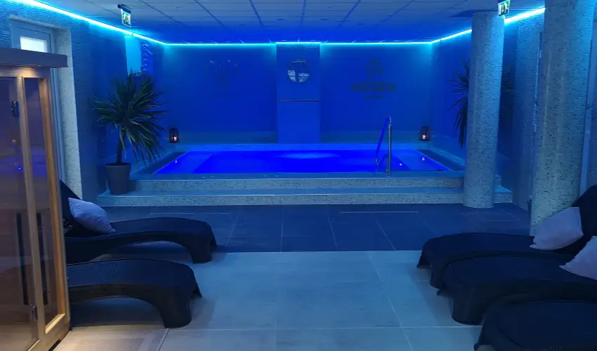 The Hotel Unforgettable - Hotel Tiliana by Homoky Hotels Budapest - Karcsony