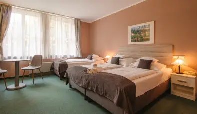 Hotel Unicornis Eger